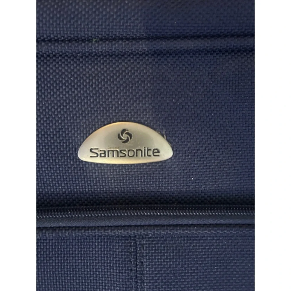Samsonite Bi Fold Garment Bag Fold Travel handle and Shoulder Strap Blue